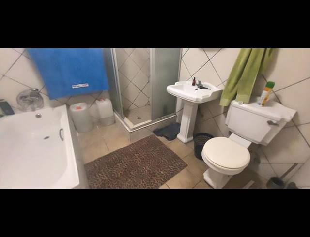 4 BEDROOM HOUSE FOR SALE IN FLORIDA PARK